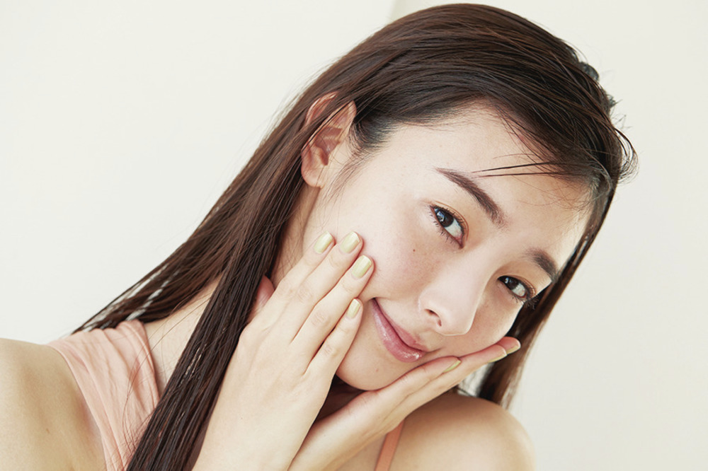 毛穴レスも叶う、テカリが気になるときの使い方は？