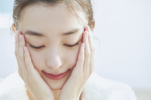 茶クマ、青クマの違いって？どうしたら治る？皮膚科医がアンサー