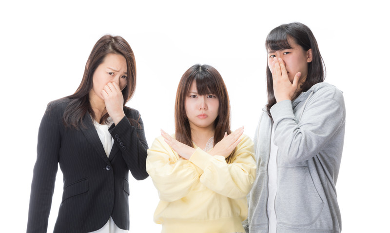 女性