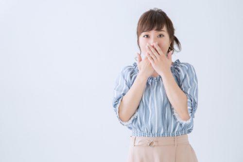 デート直前に、友達に…やっちゃった！女子たちがやらかした「余計な一言」