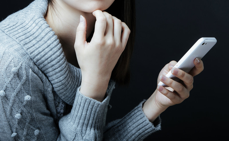 女性