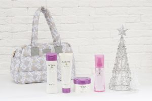 La Sana(ラサーナ)/ラサーナ クリスマスコフレ しっとり(¥9,091)、さらさら(¥9,091)、ふんわり(¥10,910)プレミオール