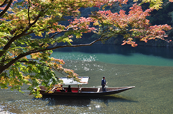 嵐山通船 嵐山の屋形船