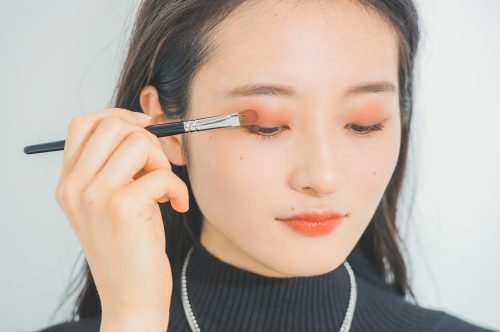 ■今っぽくなれる優秀カラーのテラコッタメイク