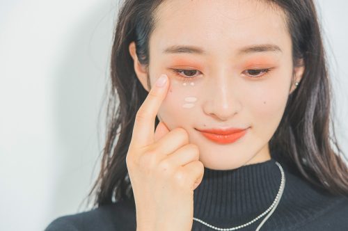 ■今っぽくなれる優秀カラーのテラコッタメイク