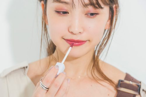 ■一瞬で色っぽく、赤みメイクリップ