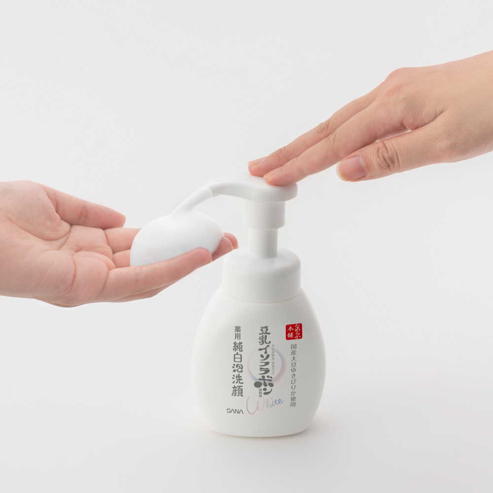 もっちり泡でニキビも予防！薬用泡洗顔
