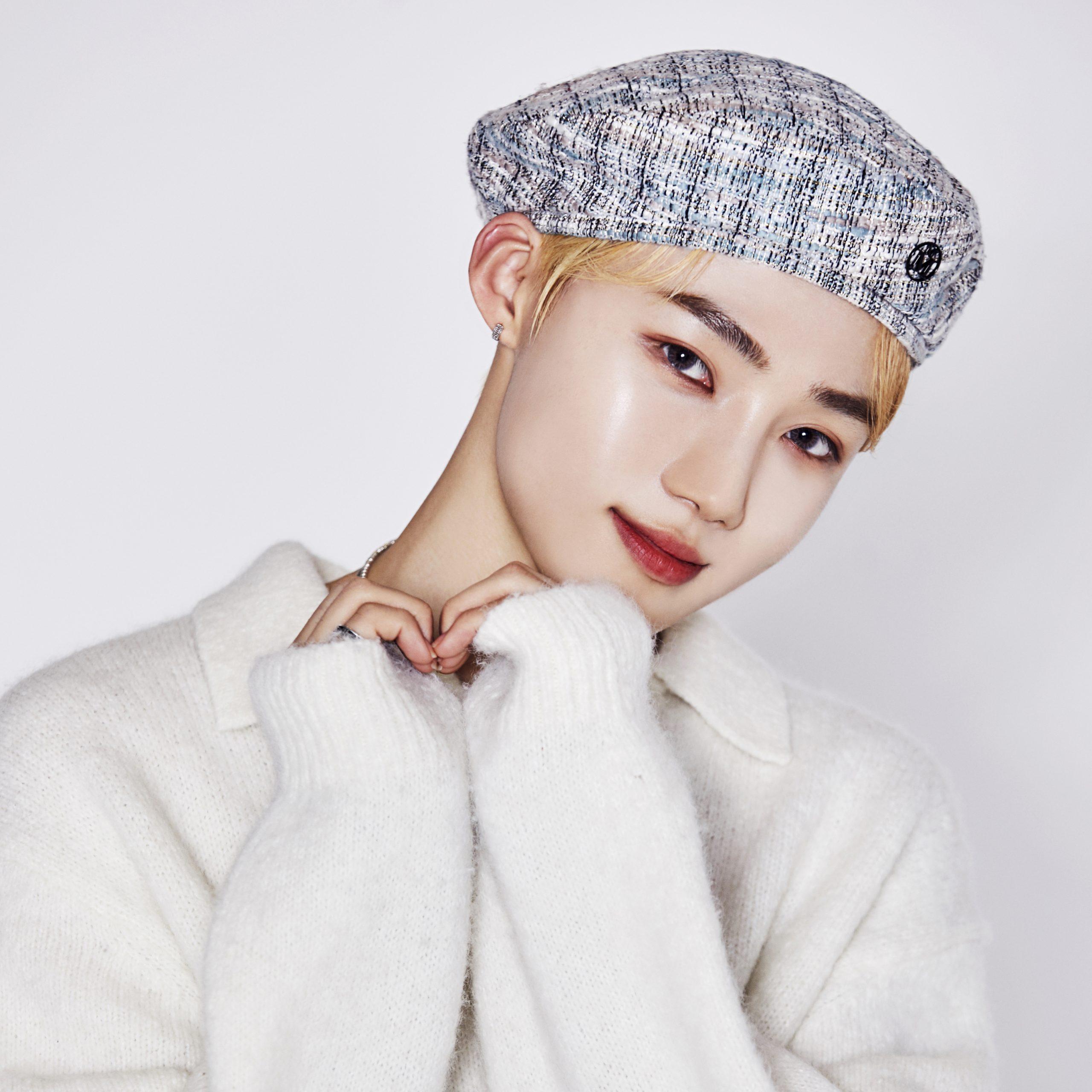 THE BOYZをもっと知りたい！アザーカット＆手書きのハングルも公開