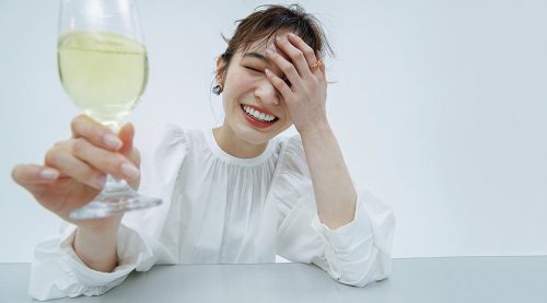 白ブラウス