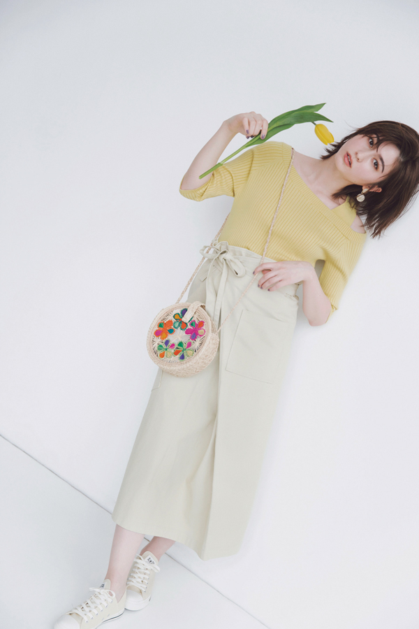 03春イエロー×大人ベージュのまろやか配色