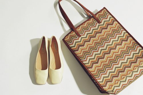 シンプルコーデにハッピーマインドを投入して♡