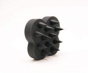 2位 uka(ウカ) スカルプブラシ ケンザン 2,200円(税込)