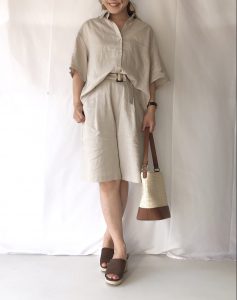 リネンブレンドバミューダパンツのセットアップ