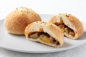 スパイシータイ風マッサマンカレーパン