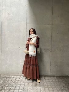 ロエベの暖かい素敵なマフラー 楽天市場】ロエベ（レディースマフラー・ストール｜マフラー