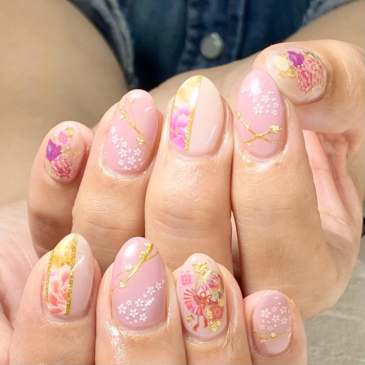 ピンクと和風の花柄が愛おしい♡