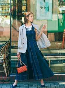 【コーデが決まる】CHANEL プリントデニムワンピ ココビーチ 楽天市場】【セット】デニムワンピース＋ホワイトシャツ