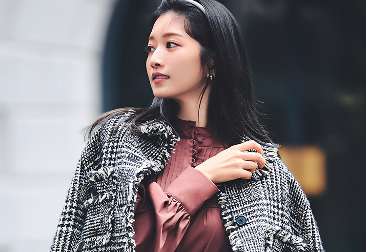 旬のミニワンピを×ツイードコートでレディに♡【今日のコーデ