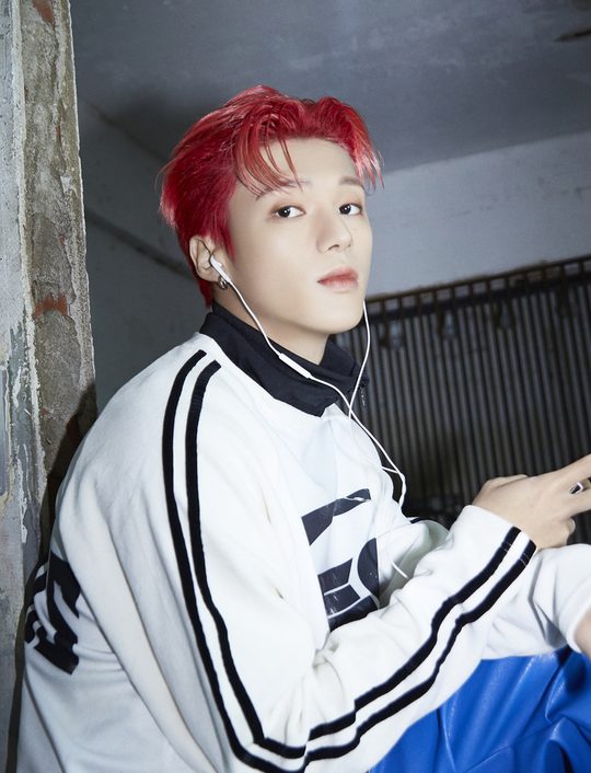 ATEEZ  ウヨン ATEEZのウヨン：K-POPアイドルの魅力的なステージング｜AtoZ_KAZUMI3