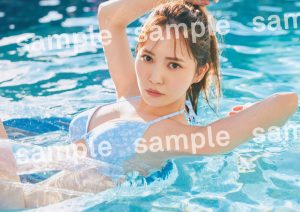 加藤史帆　写真集　直筆サイン入りパネル Type H　角のヘコミ有り要確認 日向坂46 加藤史帆 写真集 会いたい 直筆サイン入りパネル