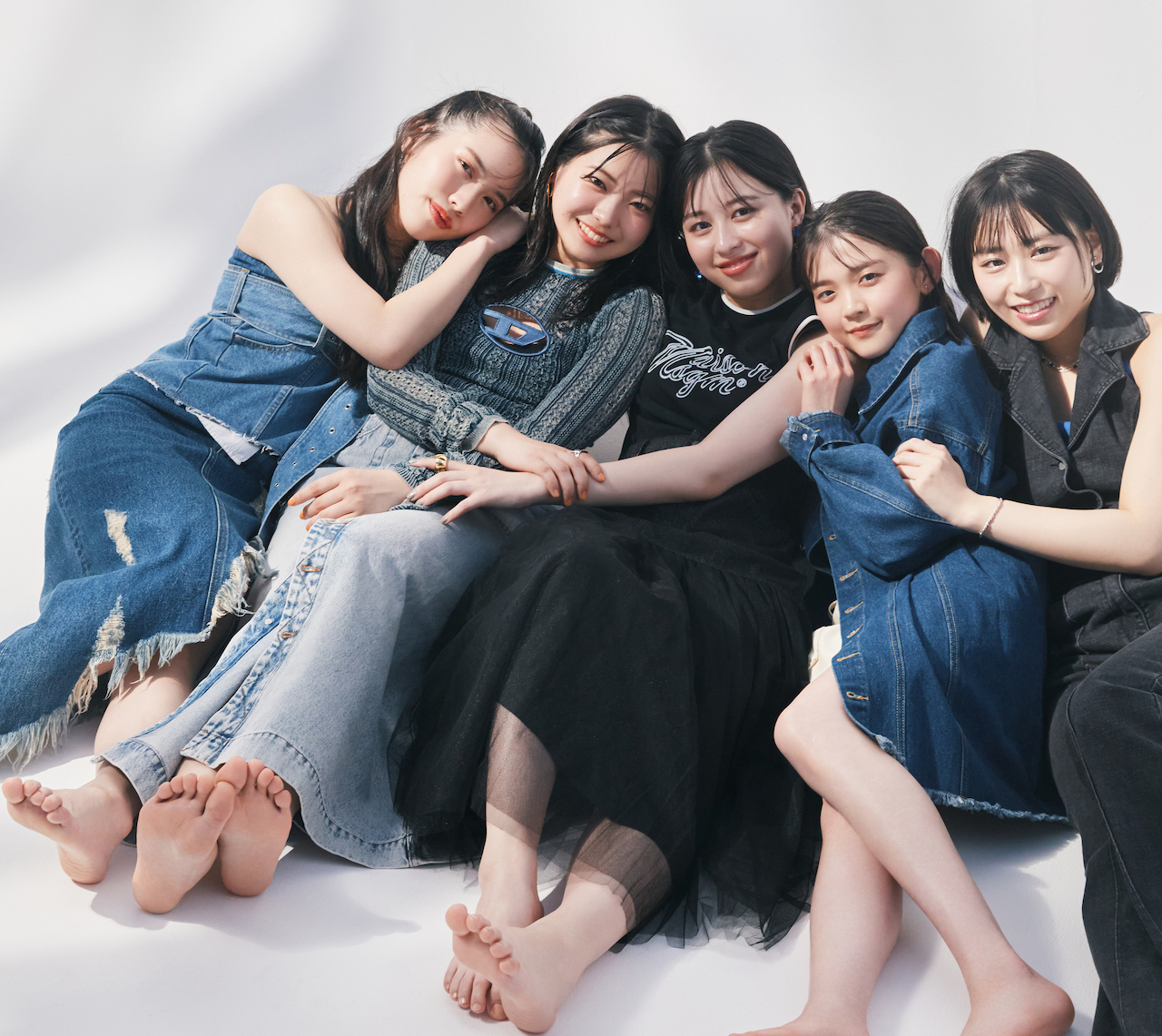 アンジュルムの未来を作る5人が語る、リーダー・竹内朱莉さんの「人の