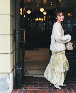 加藤史帆 ひな誕祭 黄色衣装 年末歌唱 春私服コーデ 生写真 12種コンプ 加藤史帆 ひな誕祭 黄色衣装 年末歌唱 春私服コーデ 生写真 12種