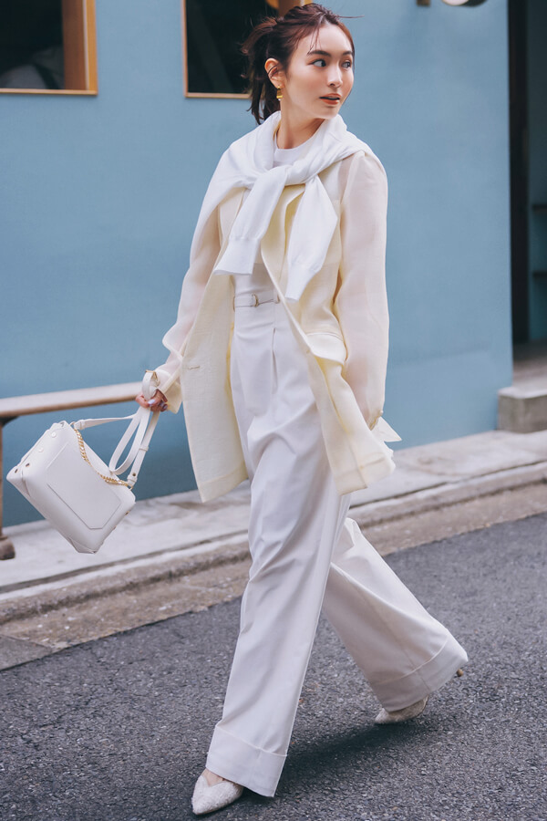 快活なポジティブオーラが漂う WHITE×MIMOZA