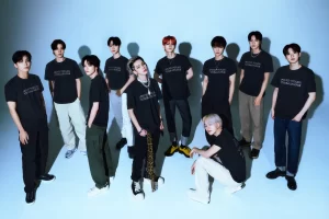 treasure 直筆サイン入り Tシャツ - メルカリ