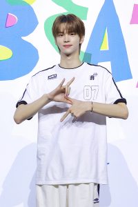 大人の上質  写真26枚】SEVENTEENの弟分・TWS（トゥアス）がカムバ♡夏の校庭 アイドル