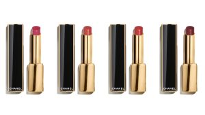 CHANELホリデーコレクションまとめ売り hqdefault.jpg