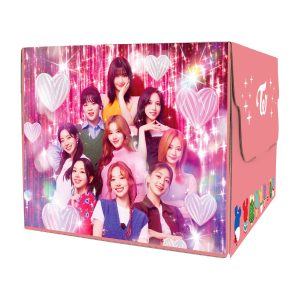 TWICE ファミマコラボ 数量&期間限定】11月26日発売スタート♡TWICE×ファミリーマート