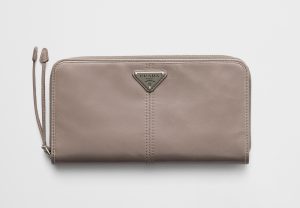 PRADA 国内買付 ソフトルックスレザー 財布 日本限定 PRADA ソフトルックスレザー ダークブラウン