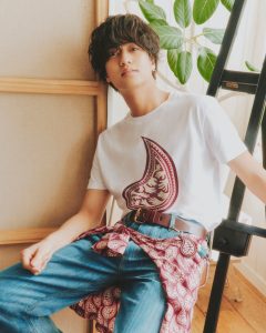 ETRO per Kaito Takahashi チャーム　エトロ　高橋海人 ETRO per Kaito Takahashi チャーム エトロ 高橋海人