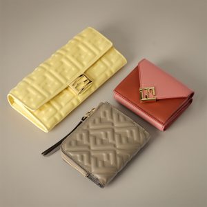 ブランド財布】一粒万倍日が買いどき♡「フェンディ」の新作