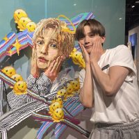 LOEWE ロエベ フラグメントケース グレー 一粒万倍日に新調！「ロエベ」のフラグメントケースで金運UP