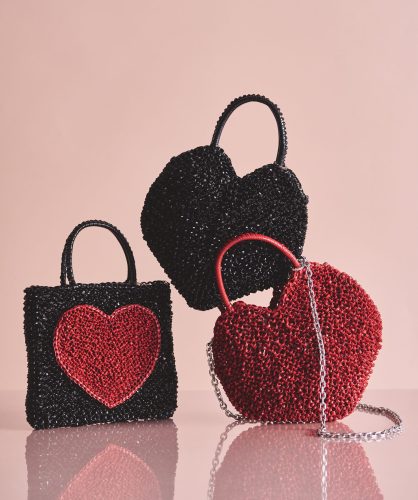 LOVEな気持ちが高まる！「アンテプリマ」のハートモチーフバッグが