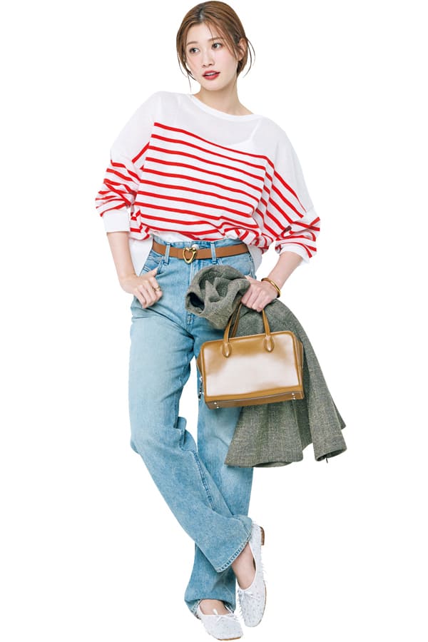 2026年はパワフルさが開運のカギ　とにもかくにも赤をひとつ！『2026年は強い女性が出現するといわれている60年に1度の丙午の年！ エネルギッシュで華やかな赤をまとって運気上昇の波に乗って♪「今年は同時に真逆の性質を持つ一白水星という星も回ってきます。陰陽が一緒に巡ってくる年なので、甘いと辛い、華やかだけどラフ、など相反するものを組み合わせるとさらにGOOD！」（byここさん）』