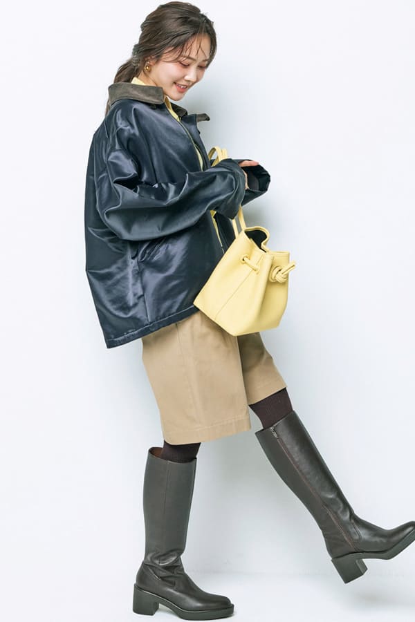 好感度を高める 人気者カラーは遊び心あるイエロー！『「この人といて〝落ち着く〟というよりは、一緒にいて〝楽しい！〟と思わせるのが重要！」（byここさん）そんな今年の対人運には、ポジティブなイエローが効果てきめん！ 親しみやすさのあるカジュアルなスタイルを軸に、遊び心たっぷりにHappyな着こなしを♪』