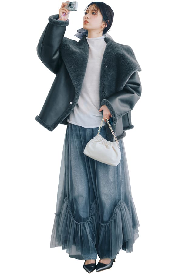 リバーシブル＆ペチコート取り外しOK！ マルチWAYチュールスカート『春に向けて気になる華やかなチュールスカート。実は重たく見えがちな冬のおしゃれに、華やかな抜け感を添えてくれる効果も♡ 最近はインナーを外せるタイプが多く着回し力も◎。』