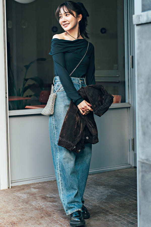 CanCamモデルズと女子会なら…モードめ肌見せで洒落感アピ！『カットアウトや辛口モードなデザインで、カッコいい色気を醸せるアイテムが豊富！ 肌見せに抵抗がある人も挑戦しやすい。』