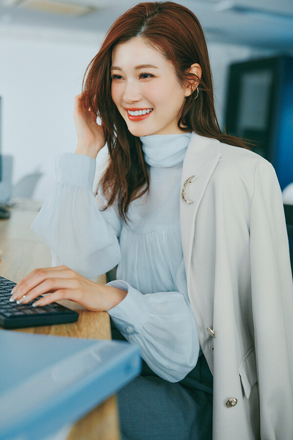 オンラインミーティング『先週キックオフした案件を順調に進行中！ クライアントとの定例MTGも和やかな雰囲気』