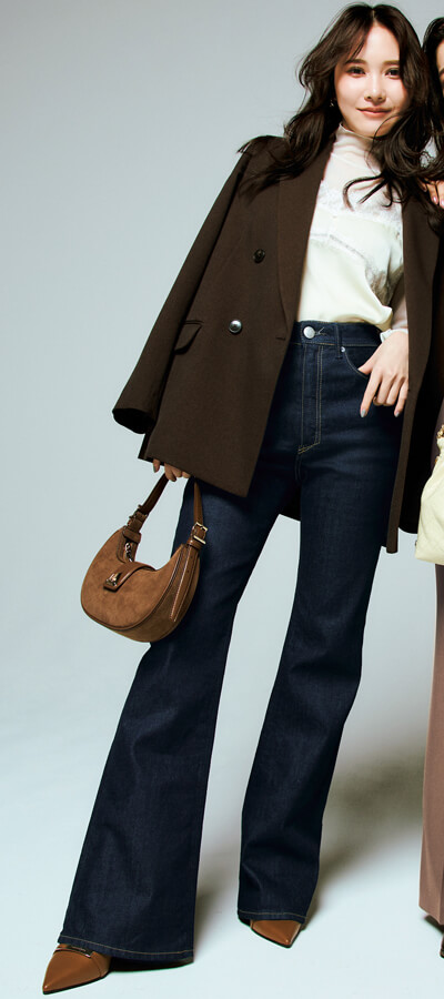 フレアデニム×ジャケットコーデ