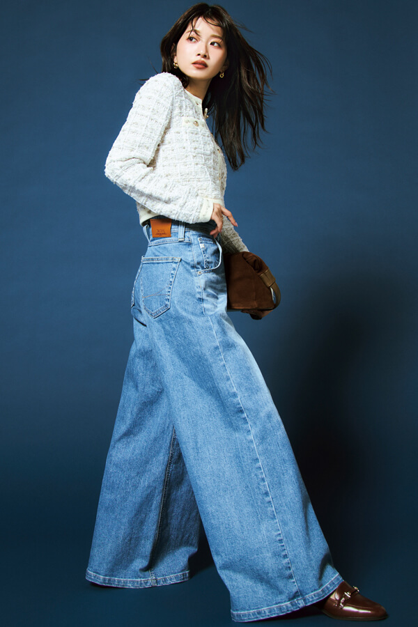 デニムワイドパンツ×白ツイード
