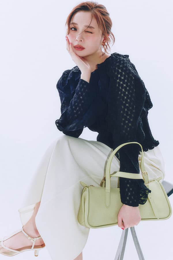 今っぽ恋服の真骨頂はほんのり肌見せモノトーン説♡