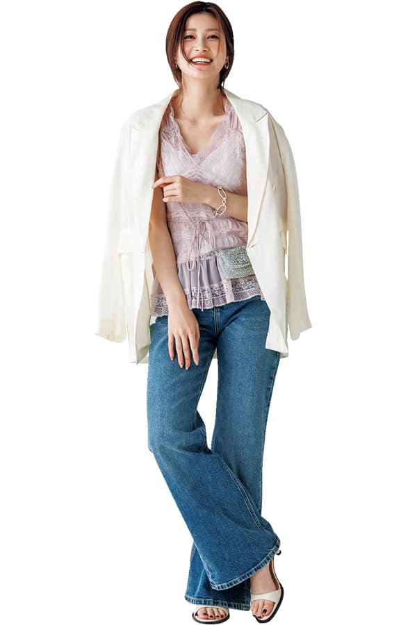 ジャケット×ブラウス×フレアデニムコーデ