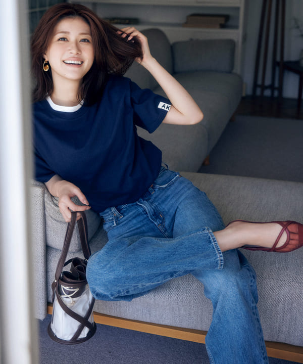 ベーシックTシャツがさっぱりしすぎてキマらない『Tシャツレイヤードならシンプルなのにサマ見え』