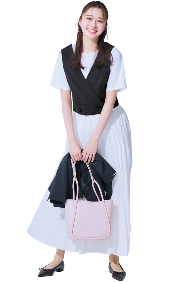 今買って秋までもつ！ が合言葉 長〜〜い夏は着回せる服しか勝たん！『気象庁によると、昨年の夏は5月中旬から9月まではほとんど25℃超え！ 2wayやセットアップなどマルチに使える夏服で、賢く印象チェンジを叶えて。』