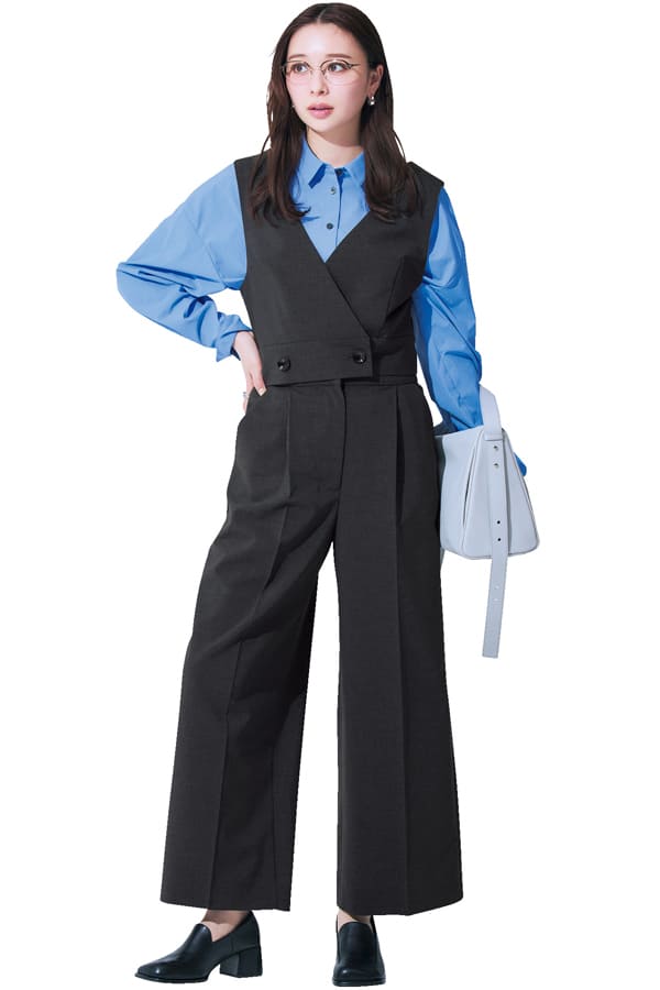 今買って秋までもつ！ が合言葉 長〜〜い夏は着回せる服しか勝たん！『気象庁によると、昨年の夏は5月中旬から9月まではほとんど25℃超え！ 2wayやセットアップなどマルチに使える夏服で、賢く印象チェンジを叶えて。』