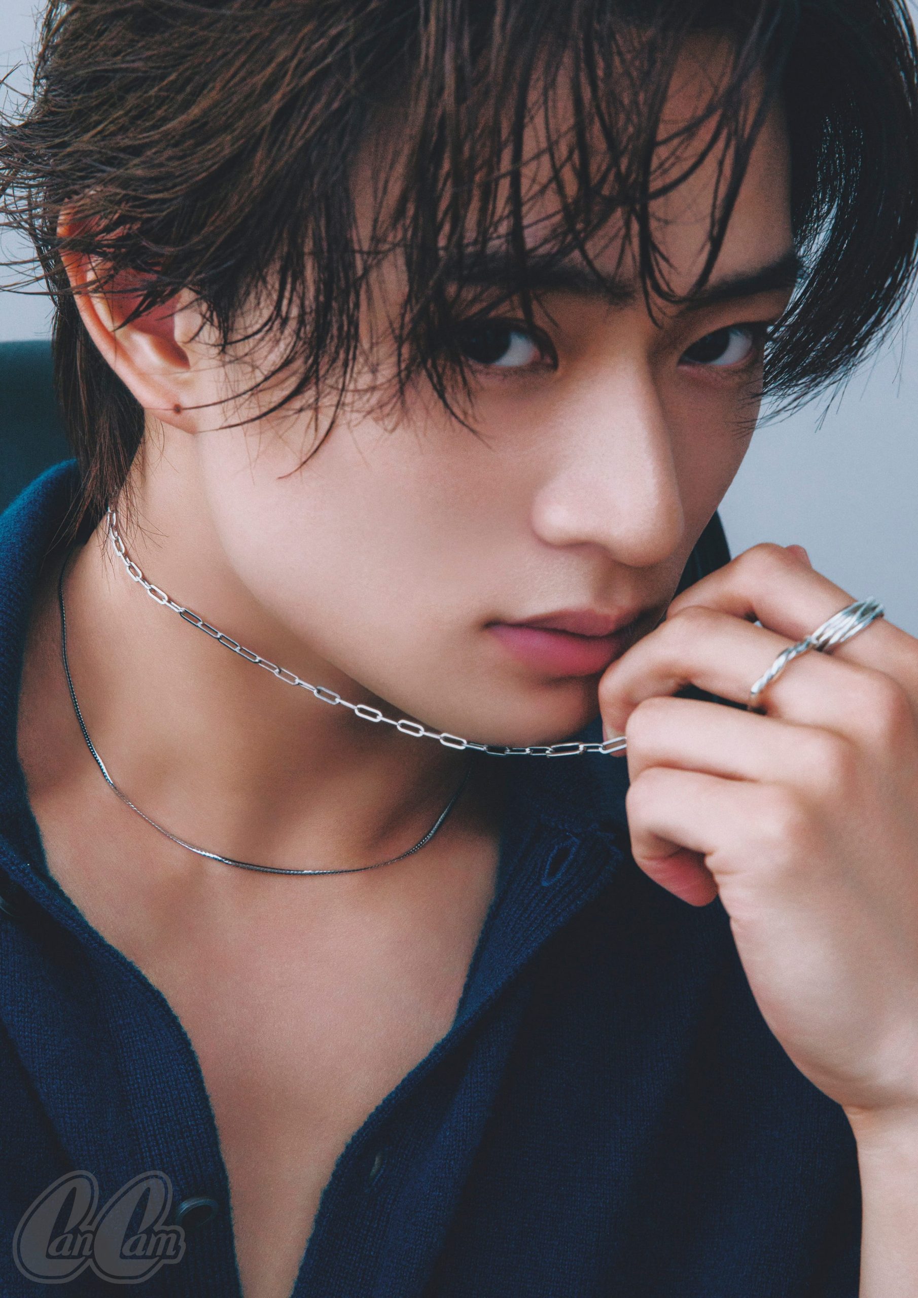 男性のUP写真
