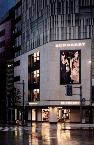 2015_STORE_IMAGES_SHINJUKU_RGB_CROPPED_01